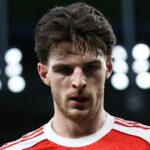 Declan Rice počas zápasu Arsenalu na štadióne Tottenhamu Hotspur