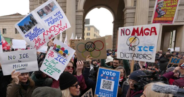 Dostanú americkí športovci počas protestov proti prítomnosti ICE na olympijských hrách?

