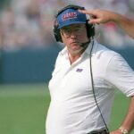 Dvojnásobný šampión Super Bowl a bývalý tréner New York Giants Ray Handley zomrel vo veku 81 rokov.