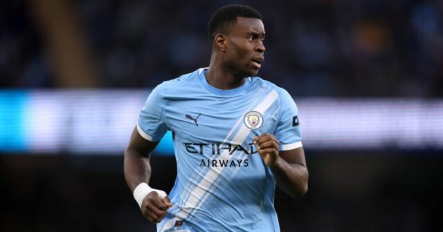 EFL potvrdili rozhodnutie Man City o zmene pravidiel, aby mohol hrať Guehi proti Arsenalu | Futbal | Šport
