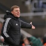 Eddie Howe akceptoval vypískanie fanúšikov Newcastlu a priznal, že musí podať lepší výkon