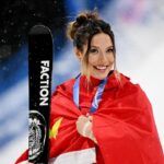 Eileen Gu podporovaná americkými zimnými olympijskými športovcami uprostred kontroverzie v Číne