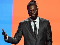 Emmanuel Adebayor vysvetľuje, kde existujú záväzky Toolbox a Tottenham|Futbal|Športová aktivita Emmanuel Adebayor vysvetľuje, kde existujú záväzky Toolbox a Tottenham|Futbal|Športová aktivita