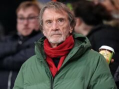 FA mala dať Ratcliffovi „prísnejšie sankcie“ za komentáre o imigrácii, hovorí Kick It Out Vyjadrenia sira Jima Ratcliffa odsúdili poprední verejní činitelia vrátane premiéra (PA Wire)