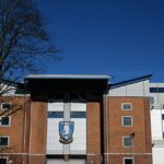 Fanúšikovi Sheffieldu Wednesday si pohryzli ucho a po strete fanúšikov pred zápasom v Millwalle potrebuje stehy: INSIDE SPORT