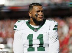 Fanúšikovia Jets sa zrútili, keď tím vymenil bývalý výber z prvého kola za rivala z NFL Fanúšikovia Jets sa zrútili, keď tím vymenil bývalý výber z prvého kola za rivala z NFL