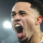 Farke žartuje o novom pravidle Premier League pre Leeds, keď je odhalená ich tajná zbraň