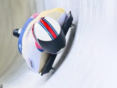 Favorit tímu GB na zlatú medailu zo zimných olympijských hier reaguje po tom, čo mu povedali, že jeho prilba je NELEGÁLNA Matt Weston trvá na tom, že nedopustí, aby spor o vybavenie tímu GB ovplyvnil jeho ponuku na zlato