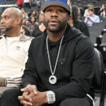 Floyd Mayweather Jr. sa vo veku 49 rokov vracia k profesionálnemu boxu