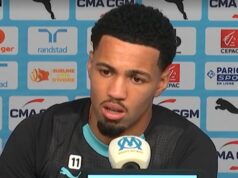 Francúzske médiá dosiahli dohodu s Ethanom Nwanerim, keď príjemca pôžičky Arsenalu vyvolal pobúrenie červenou kartou Anglický útočník Marseille #07 Ethan Nwaneri (L) bojuje o loptu s poľským stredopoliarom Rennes #10 Sebastianom Szymanskim počas osemfinále Francúzskeho pohára medzi Olympique de Marseille (OM) a Stade Rennais