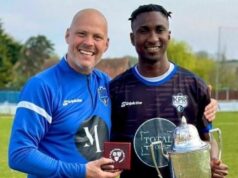 Futbalista zomrel na vážne poranenie mozgu skôr, ako sa jeho rodina stihla rozlúčiť | Futbal | Šport Futbalista zomrel na vážne poranenie mozgu skôr, ako sa jeho rodina stihla rozlúčiť | Futbal | Šport