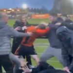 Zdá sa, že hráč Bilston Town sa v sobotu večer zaplietol do bitky s fanúšikmi
