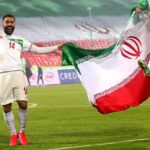 Futbalisti, na ktorých sa zamerali úrady v Iráne. Amir Ghaderzadeh a Mohammed Hossein Hosseini.
