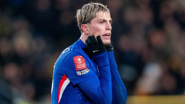 Garnacho na ceste do Man Utd sa zopakuje ako „prechádzka“ a „zahanbená“ hviezda Chelsea zažiarila prepadákom v FA Cupe
