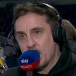 Hlavný tréner / manažér Manchestru United Michael Carrick oslavuje na plný úväzok s Benjaminom Seskom z Manchestru United počas zápasu Premier League medzi Evertonom a Manchestrom United na štadióne Hill Dickinson 23. februára 2026 v Liverpoole v Spojenom kráľovstve.