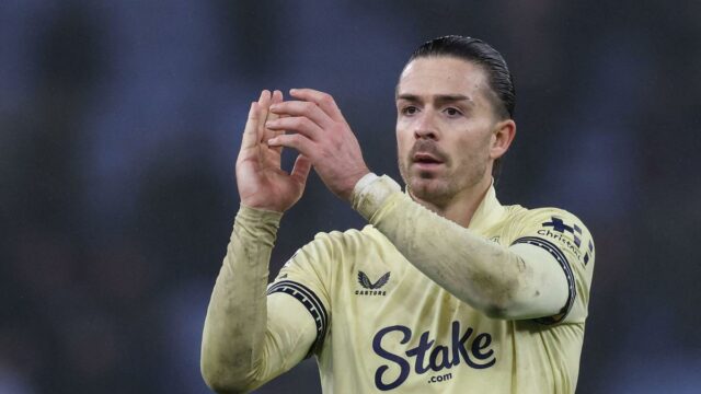 Grealish po operácii chodidla potvrdzuje, že jeho sezóna sa skončila
