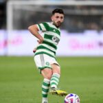 Greg Taylor priznáva, že mal podiel na prestupe z PAOK pre bývalého tímového kolegu z Celticu, ktorému to teraz 'mohlo byť jedno'