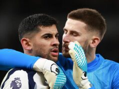 Guglielmo Vicario odhaľuje reakciu šatne Tottenhamu na červenú kartu Cristiana Romera Guglielmo Vicario a Cristian Romero