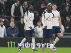 Harry Redknapp hovorí, že klub „určite“ v boji o zostup Harry Redknapp hovorí, že klub „určite“ v boji o zostup