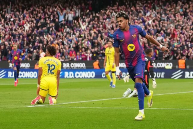 Hattrickový hrdina Lamine Yamal víta po Villarreale „neuveriteľného“ spoluhráča z Hattrickový hrdina Lamine Yamal víta po Villarreale „neuveriteľného“ spoluhráča z Barcelony