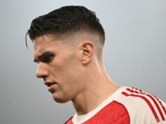 Hráči Arsenalu „nedôverujú“ Viktorovi Gyokeresovi, keďže Paul Merson a Ian Wright posielajú správu útočníkovi Viktor Gyokeres z Arsenalu