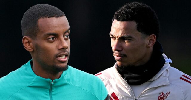 LIVERPOOL, ANGLICKO – 20. SEPTEMBRA: (VYCHÁDZA SLNKO, VONKA SLNKO) Alexander Isak z Liverpoolu nastúpil ako náhradník za spoluhráča Huga Ekitikeho počas zápasu Premier League medzi Liverpoolom a Evertonom na Anfielde 20. septembra 2025 v Liverpoole v Anglicku. (Foto Liverpool FC/Liverpool FC cez Getty Images)