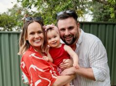 Hviezda Channel Nine sa zapísala do športovej histórie Austrálčanov s novou prácou, ktorú ešte žiadna žena nerobila Emma Lawrence sa stáva prvou ženou v histórii NRL, ktorá si pre sezónu 2026 zabezpečila rolu komentátora play-by-play na plný úväzok