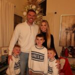 Hviezda Los Angeles Dodgers Freddie Freeman a manželka Chelsea čakajú štvrté dieťa