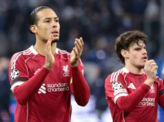 Hviezda Liverpoolu Virgil van Dijk ukazuje skutočné farby s komentármi Mohameda Salaha Obrancovia Liverpoolu Virgil van Dijk a Miloš Kerkez