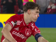 Hviezda Premier League Ryan Yates utrpel hororové zranenie v Európskej lige – ale aj tak hrá Hviezda Premier League Ryan Yates utrpel hororové zranenie v Európskej lige – ale aj tak hrá