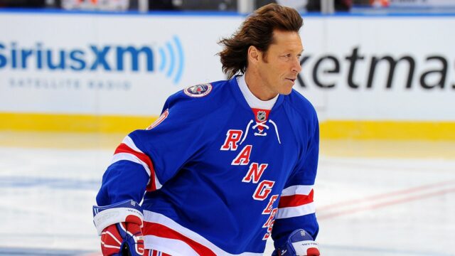 Hviezda Rangers Ron Duguay bojuje so 4. štádiom rakoviny, rodina prosí o podporu
