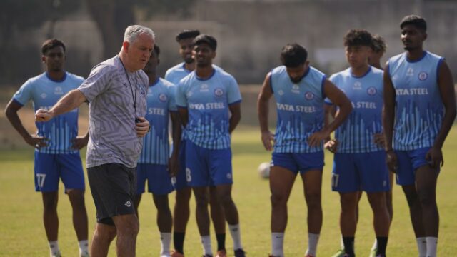 ISL 2025-26: Jamshedpur FC hostí Mohammedan SC, zatiaľ čo Coyle sleduje úspech pri návrate domov
