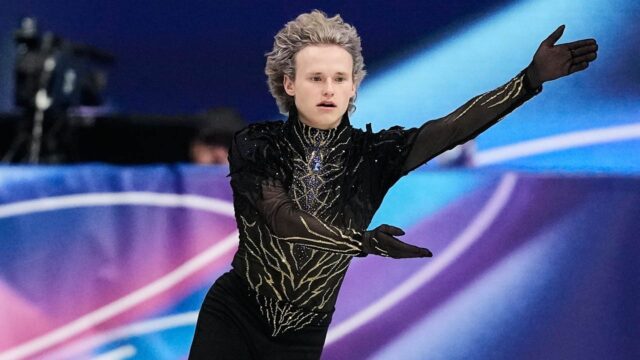 Ilia Malinin pripomína fanúšikom tlak, ktorému čelia olympijskí športovci Ilia Malinin pripomína fanúšikom tlak, ktorému čelia olympijskí športovci