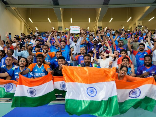 India vs Pakistan: Dychtiví fanúšikovia odvážne zvyšujú cestovné náklady na India vs Pakistan: Dychtiví fanúšikovia odvážne zvyšujú cestovné náklady na Majstrovstvá sveta T20 | Správy Svetového pohára mužov do 20 rokov ICC