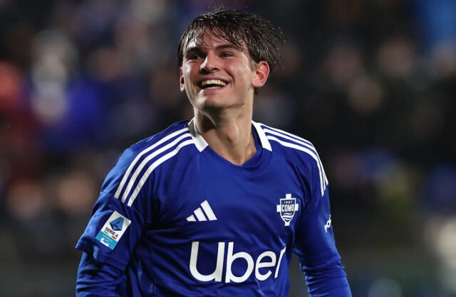 Inter Miláno zvažuje presuny za ciele Realu Madrid a Barcelony ako plánovanú letnú generálku stredu poľa
