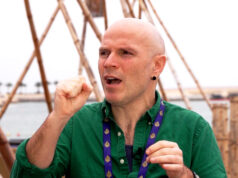 Írsky komik Tadhg Hickey hovorí, prečo obhajuje Palestínu | Gaza Írsky komik Tadhg Hickey hovorí, prečo obhajuje Palestínu | Gaza