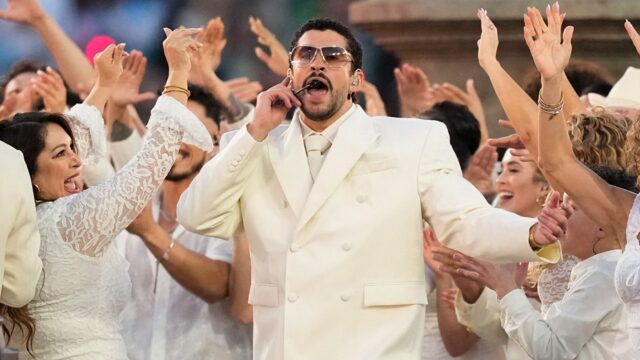 Jake Paul objasňuje komentáre Bad Bunny, zdvojnásobuje
