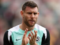 James Milner upustil od náznaku odchodu do dôchodku po prekonaní rekordu v Premier League James Milner
