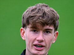 Jamesovi Wilsonovi by bolo lepšie zostať v Hearts ako ísť do Tottenhamu – a povedal som to jemu aj jeho agentovi, hovorí Derek McInnes James Wilson sa chcel presťahovať do Londýna po tom, čo prejavili záujem Arsenal aj Spurs