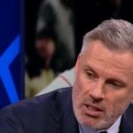 Jamie Carragher by rád videl boj o titul až do konca sezóny