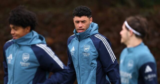 Jasná požiadavka Alexa Oxlade-Chamberlaina s pochybným prestupom Celticu | Futbal | Šport
