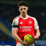 Opatrenia by mohli viesť k odstráneniu dlhých vhadzovaní, pričom priemerný zápas Premier League stráca v tejto sezóne 10 minút a 43 sekúnd na zdržanie pred vhadzovaním.