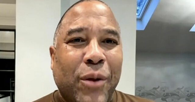 John Barnes podporuje „platný“ komentár Jima Ratcliffa, ale kritizuje Farage John Barnes podporuje „platný“ komentár Jima Ratcliffa, ale kritizuje Farage | Futbal | Šport