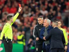 Jose Mourinho poslal v Benfice porážku Realu Madrid po vzplanutí Viniciusa Jr Hlavný tréner Jose Mourinho zo SL Benfica dostal červenú kartu počas zápasu Ligy majstrov UEFA medzi Benficou a Realom Madrid na Estadio da Luz...