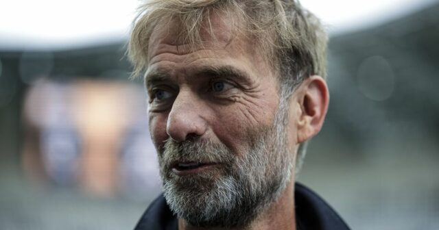 Jurgen Klopp odhodil rotáciu v Male Utd po tom, čo hľadal nadriadeného ako zamestnávateľa „na pokraji odchodu z Red Bullu“|Futbal|Športová aktivita 
