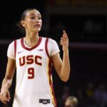 Kara Dunn a Jazzy Davidson vedú USC k víťazstvu nad Rutgersom