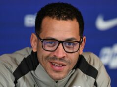 Každé slovo, ktoré Liam Rosenior povedal o incidente o rasizme Viniciusa Jr, hráčoch Chelsea na dovolenke, správach o zraneniach Liam Rosenior