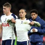 Tottenham je pevne v boji o zostup s porážkou 4:1 od Arsenalu, takže klub je len štyri body nad zónou poklesu.