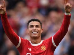 Keď Cristiano Ronaldo poďakoval bývalému argentínskemu stredopoliarovi za to, že v polčase vypadol z hry Keď Cristiano Ronaldo poďakoval bývalému argentínskemu stredopoliarovi za to, že v polčase vypadol z hry