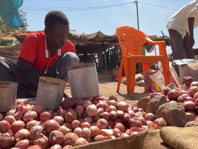 Keď sa sudánske mesto po dvojročnom obliehaní vracia k životu, hrozba dronov pretrváva | Správy o sudánskej vojne
